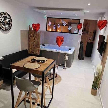 Appartement - Spa Monteux Esterno foto