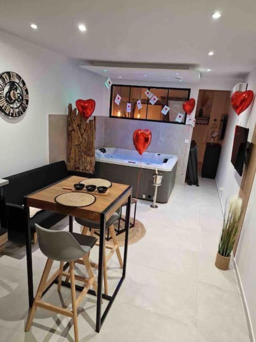 Appartement - Spa Monteux Esterno foto